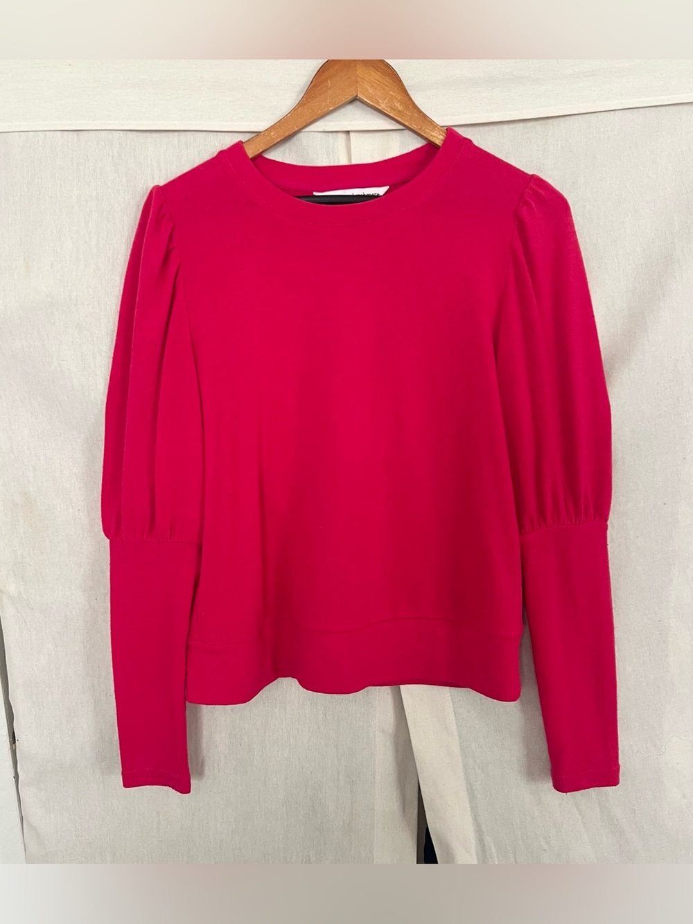 Cupcakes and Cashmere Kacey Hot Pink Puff Sleeve Sweater